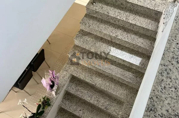 Bellissíma casa com 3 Quartos e 4 banheiros à Venda, 310 m² - Pedra Branca - Palhoça. - Foto 28