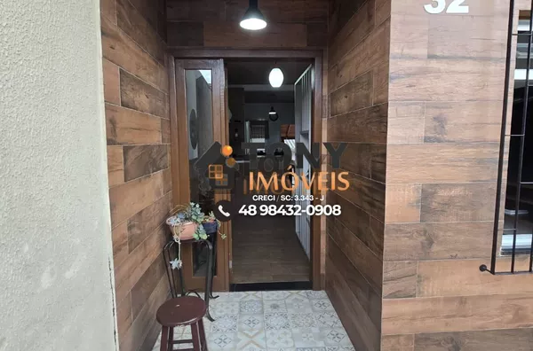 Casa com 3 dormitórios à venda no bairro Bela Vista - São José .