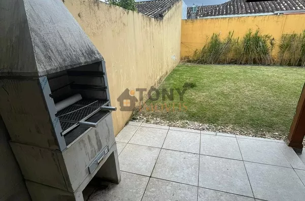 CASA COM 2 DORMITÓRIOS - VAGA PARA 3 CARROS - Foto 8