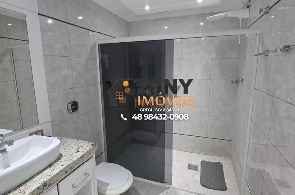 Casa com piscina de 3 dormitórios sendo 1 suíte localizada no bairro Areias - São José - SC. - Foto 21