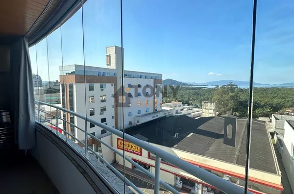 ÓTIMO APARTAMENTO NO CENTRO DA PALHOÇA COM 3 QUARTOS 