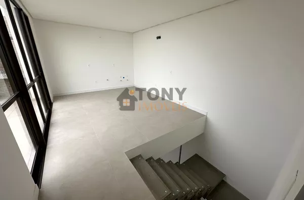 COBERTURA DUPLEX 3 QUARTOS ESTREITO