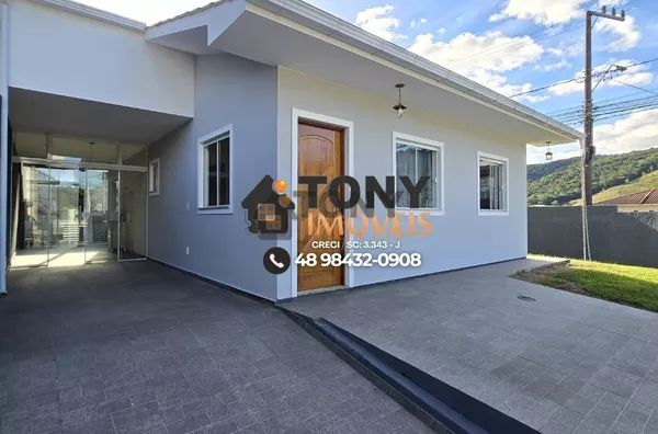Casa com 3 quartos à venda no bairro Potecas - São José -SC.