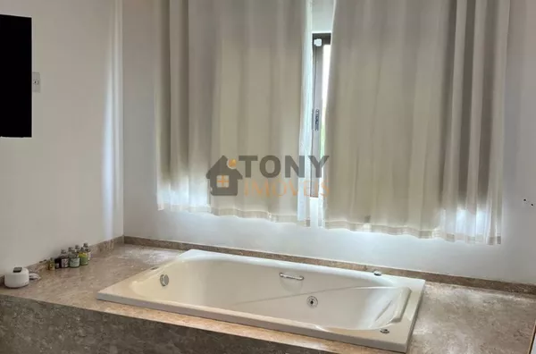 Bellissíma casa com 3 Quartos e 4 banheiros à Venda, 310 m² - Pedra Branca - Palhoça. - Foto 32