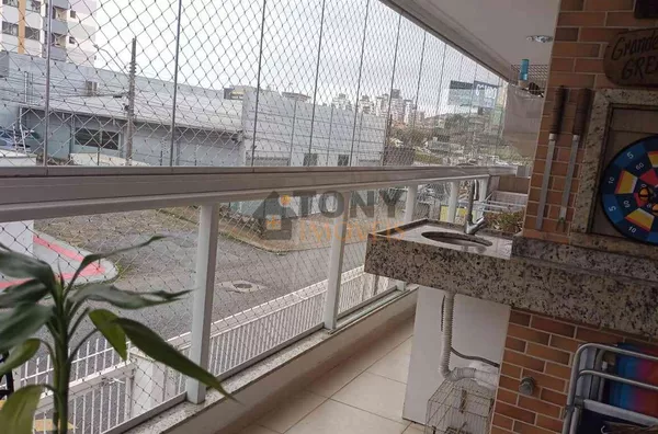 Apartamento 3 dormitórios em Barreiros São José 