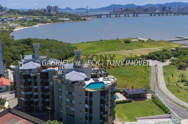INCRIVEL APARTAMENTO 4 SUÍTES COM APROX 300M² VISTA MAR 