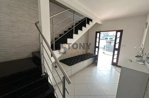 ÓTIMA CASA COM 5 QUARTOS COM VISTA MAR - Foto 8
