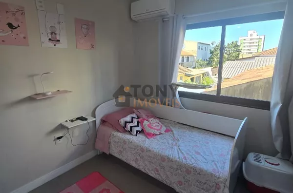 Sobrado de 3 dormiórios semimobiliado com Piscina localizado no bairro Areias - São José - SC. - Foto 12