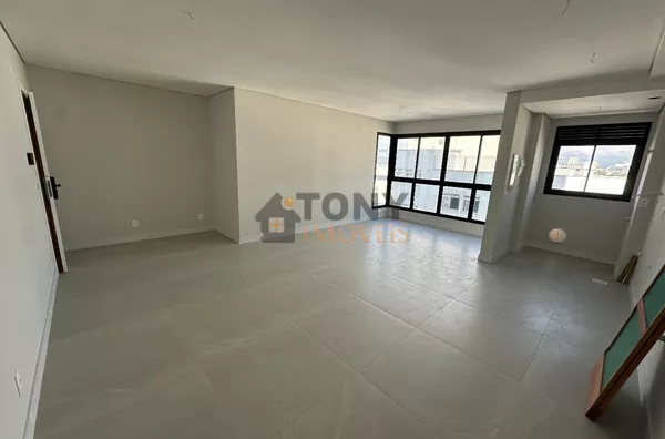 Apartamento com 2 quartos em Coqueiros Florianópolis