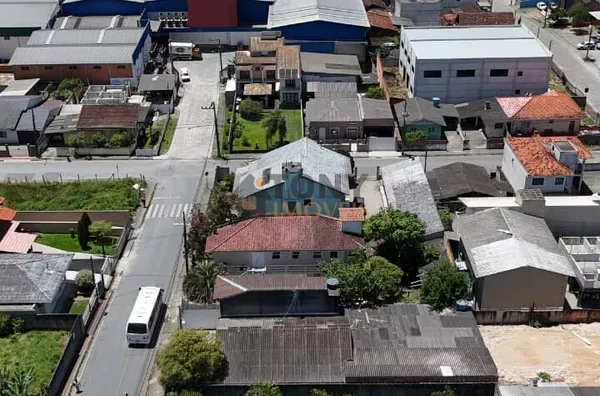 TERRENO COMERCIAL E RESIDENCIAL COM 696M²