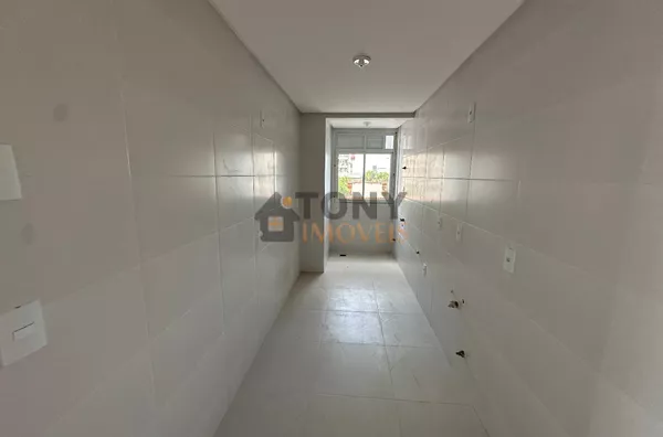 APARTAMENTO 2 QUARTOS COM SACADA COM CHURRASQUEIRA - VISTA MAR