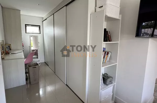 Bellissíma casa com 3 Quartos e 4 banheiros à Venda, 310 m² - Pedra Branca - Palhoça. - Foto 33