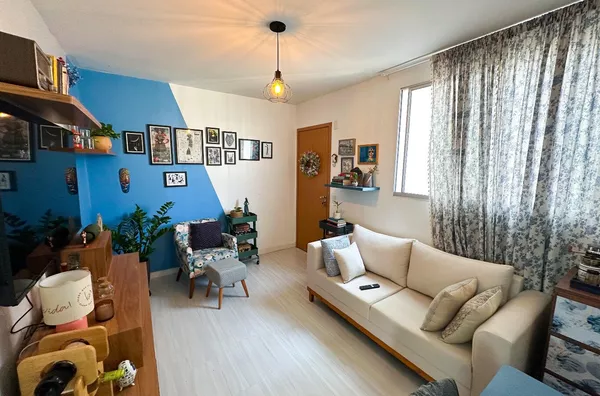 ÓTIMO APARTAMENTO 2 QUARTOS NA AVENIDA DAS TORRES