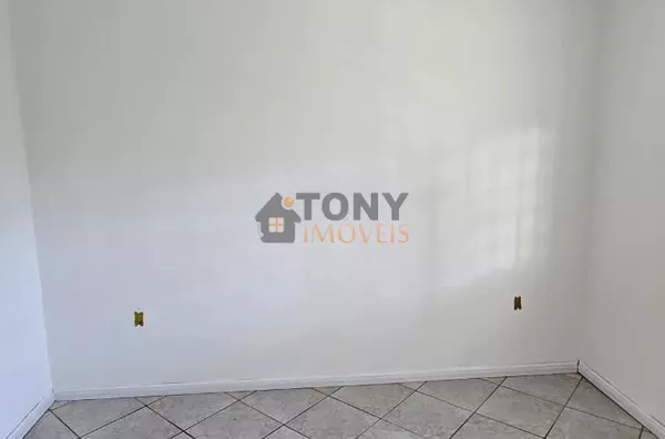 Casa à venda de 3 dormitórios sendo 1 suíte averbada localizada no bairro Jarim Cidade - São José - SC - Foto 9