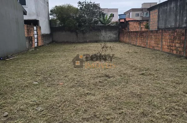 Terreno plano 10x25= 250m2 localizado no Lot. Ceniro Martins - São José - SC.