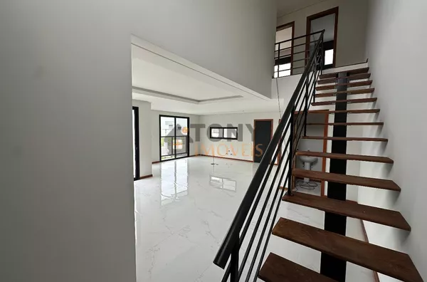 SOBRADO COM 3 QUARTOS NO BOSQUE SAO JOSE 