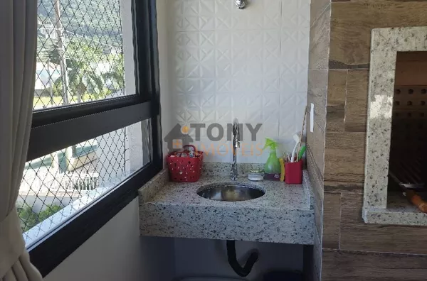 Apartamento com 3 quartos na  Praia De Fora, Palhoca