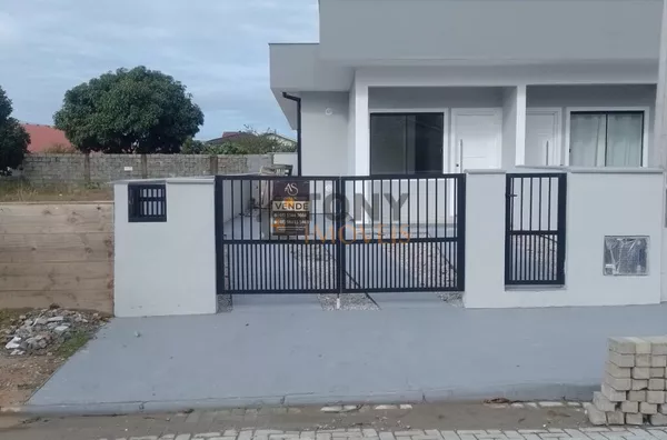 CASA COM 3 QUARTOS NA PRAIA DO PONTAL