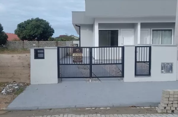 CASA COM 3 QUARTOS NA PRAIA DO PONTAL