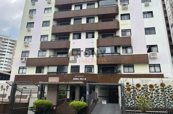 Campinas, dois dormitórios sendo um suíte, dois elevadores, garagem coberta, sol da manhã. 