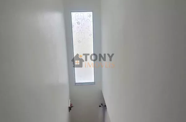 Sobrado semiboliado de 2 dormitórios com 90m2 localizado no bairro Real Parque - São José -SC - Foto 6
