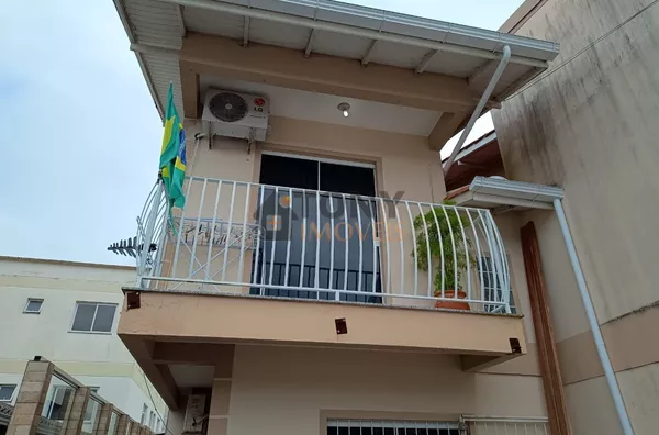 ÓTIMO SOBRADO EM SÃO SEBASTIÃO NA PALHOÇA - Foto 39