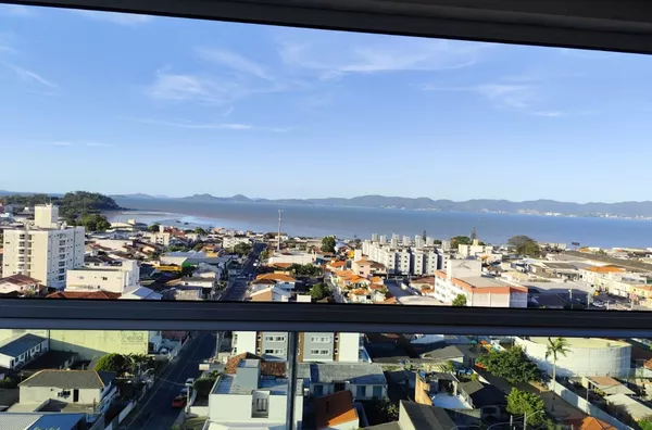 APARTAMENTO COM 3 QUARTOS E VISTA MAR NO IPIRANGA