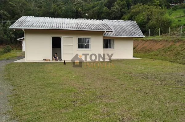 SÍTIO EM BOM RETIRO - MONTADO - ACEITA  AUTOMÓVEL COMO PARTE DE PAGAMENTO