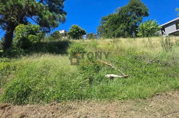Terreno de 1685m2 à venda no Bosque das Mansões - São José - SC.