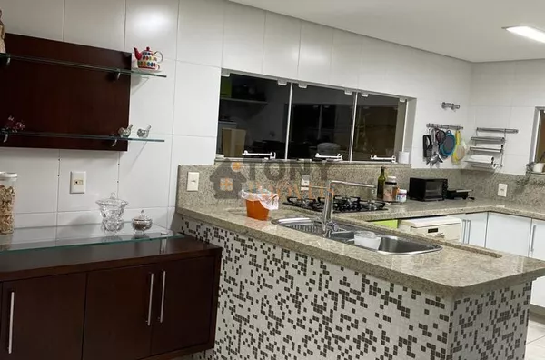 CASA INCRIVEL COM 3 QUARTOS NO BOSQUE DAS MANSOES - Foto 11