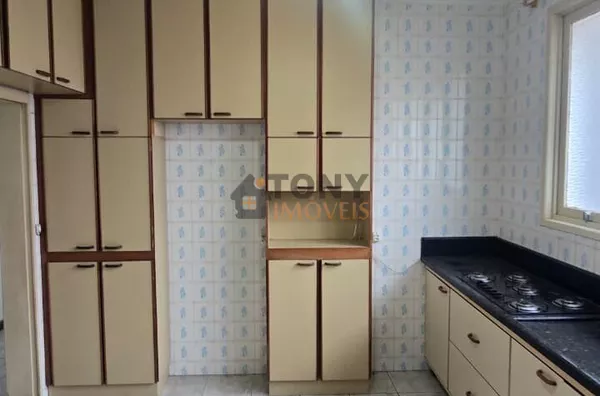 Casa de 3 dormitórios sendo 1 suíte, terreno de 360m2 localizada no bairro Bairro Barreiros - São Joé - SC - Foto 6