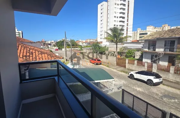 Sobrado de 3 dormiórios semimobiliado com Piscina localizado no bairro Areias - São José - SC. - Foto 14