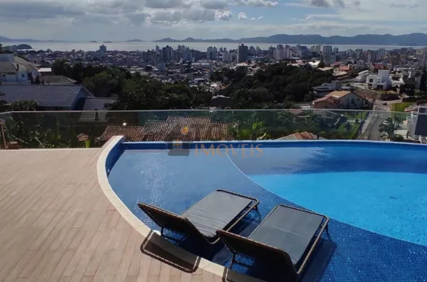 MARAVILHOSA CASA NO BOSQUE DAS MANSÕES ! ACEITA PERMUTA