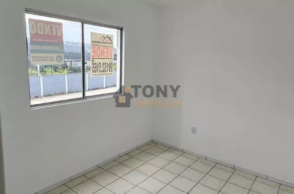 APARTAMENTO COM 2 QUARTOS NA SERRARIA