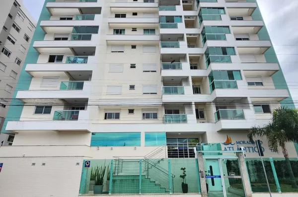 Lindo e amplo apartamento de 2 dormitórios sendo 1 suíte em boa localização do bairro Jardim Atlântico, fácil acesso aos principais pontos da cidade.