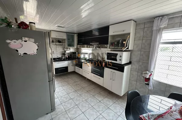 CASA GRANDE COM 3 QUARTOS 2 VAGAS NO BELA VISTA - Foto 14