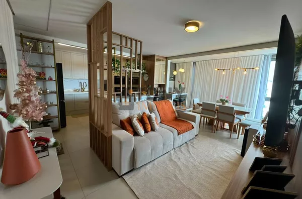Apartamento com Vista Mar | 91 m² | 2 Suítes + Closet | Barreiros – São José/SC3