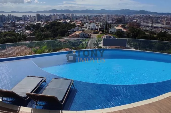 MARAVILHOSA CASA NO BOSQUE DAS MANSÕES ! ACEITA PERMUTA