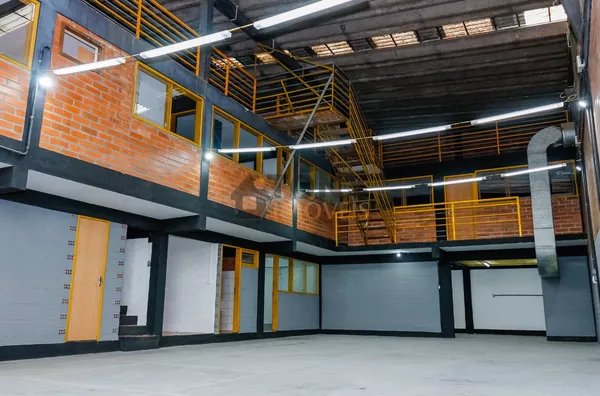 ÓTIMO GALPÃO COM 474m² AO LADO DA BR COM RENDA DE 7 MIL - Foto 8