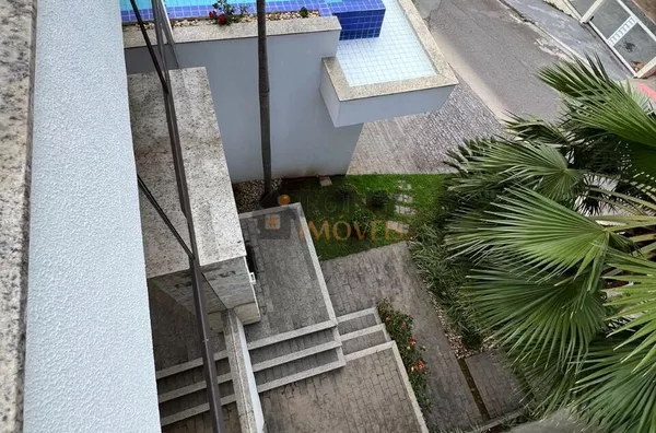 Bellissíma casa com 3 Quartos e 4 banheiros à Venda, 310 m² - Pedra Branca - Palhoça.