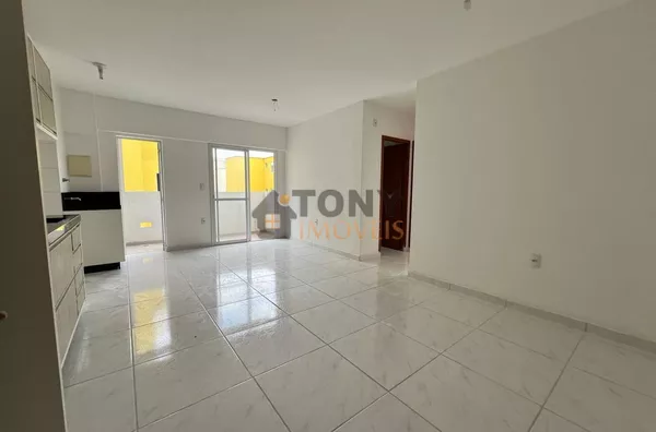 Apartamento 2 quartos bem localizado em São José