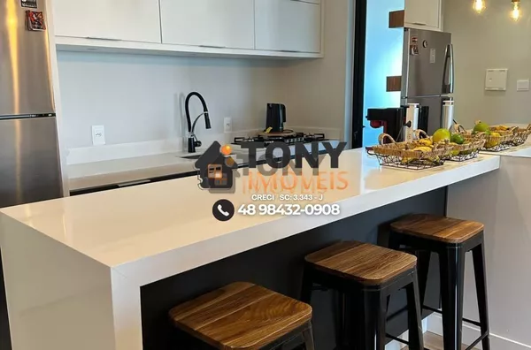 Apartamento de 2 dormitórios sendo 1 suíte no bairro Centro - Palhoça.