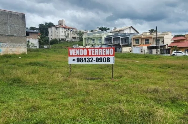 Execelente terreno de 2884m2 à venda no bairro Real - Parque - São José