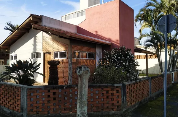 Ótima casa em excelente localização na praia de Palmas. - Foto 8