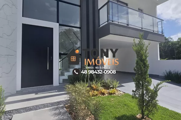 Casa imponente de190m2  com 4 dormitórios sendo 3 suítes em Foquilhas - São José.