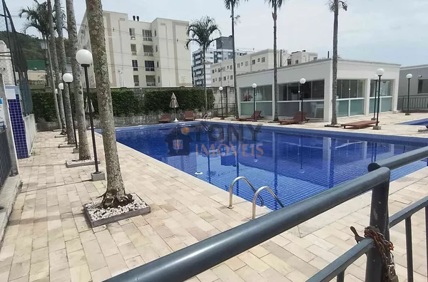 2 QUARTOS EM AREIAS PRÓXIMO DA ACADEMIA AD3