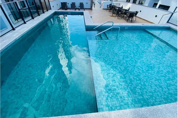 3 quartos com suíte + 2 vagas - andar alto 