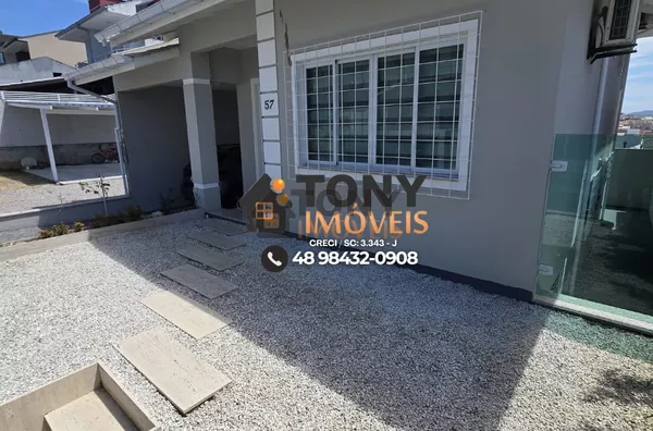 Casa de 3 dormitórios sendo1suíte à venda em Forquilhas - São José - SC