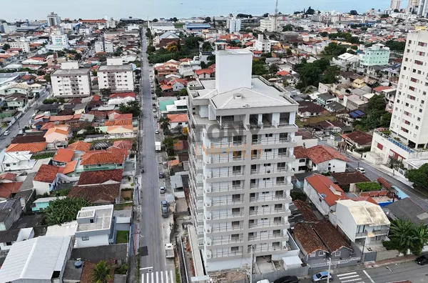 3 QUARTOS - COM SUÍTE + 2 VAGAS - VISTA MAR