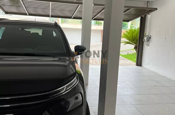 Bellissíma casa com 3 Quartos e 4 banheiros à Venda, 310 m² - Pedra Branca - Palhoça. - Foto 35